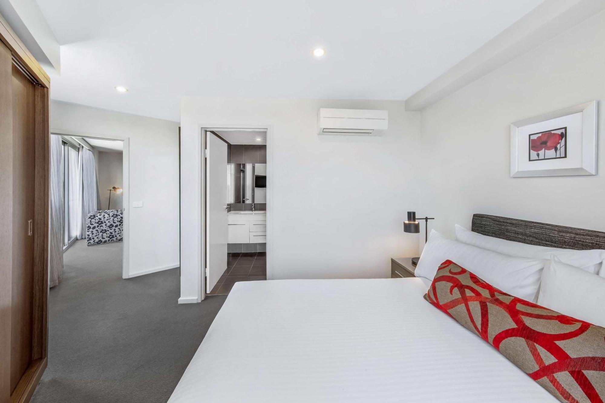 Premier One Bedroom Apartment Spa Bath Complimentary