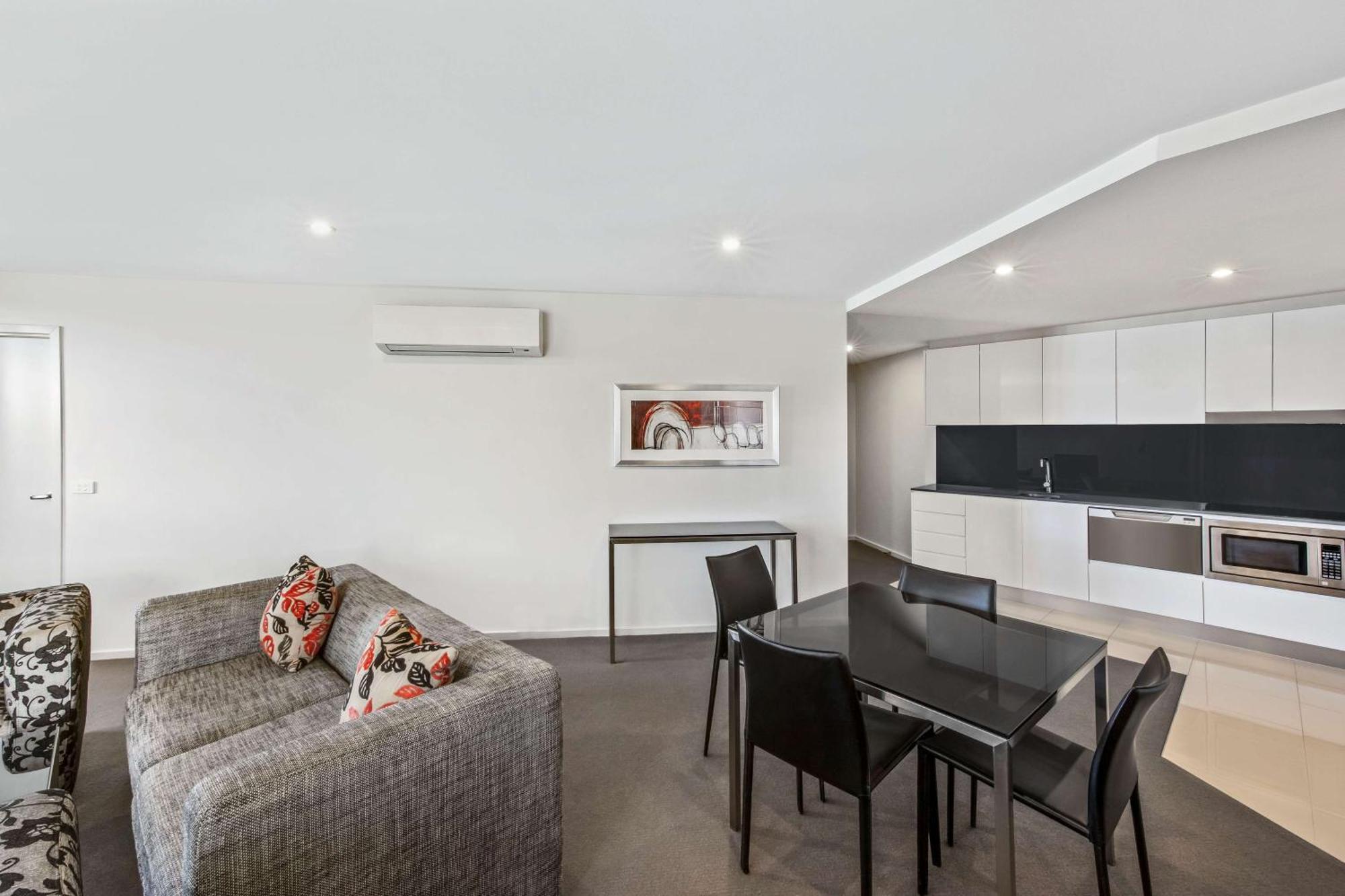 Premier One Bedroom Apartment Spa Bath Complimentary