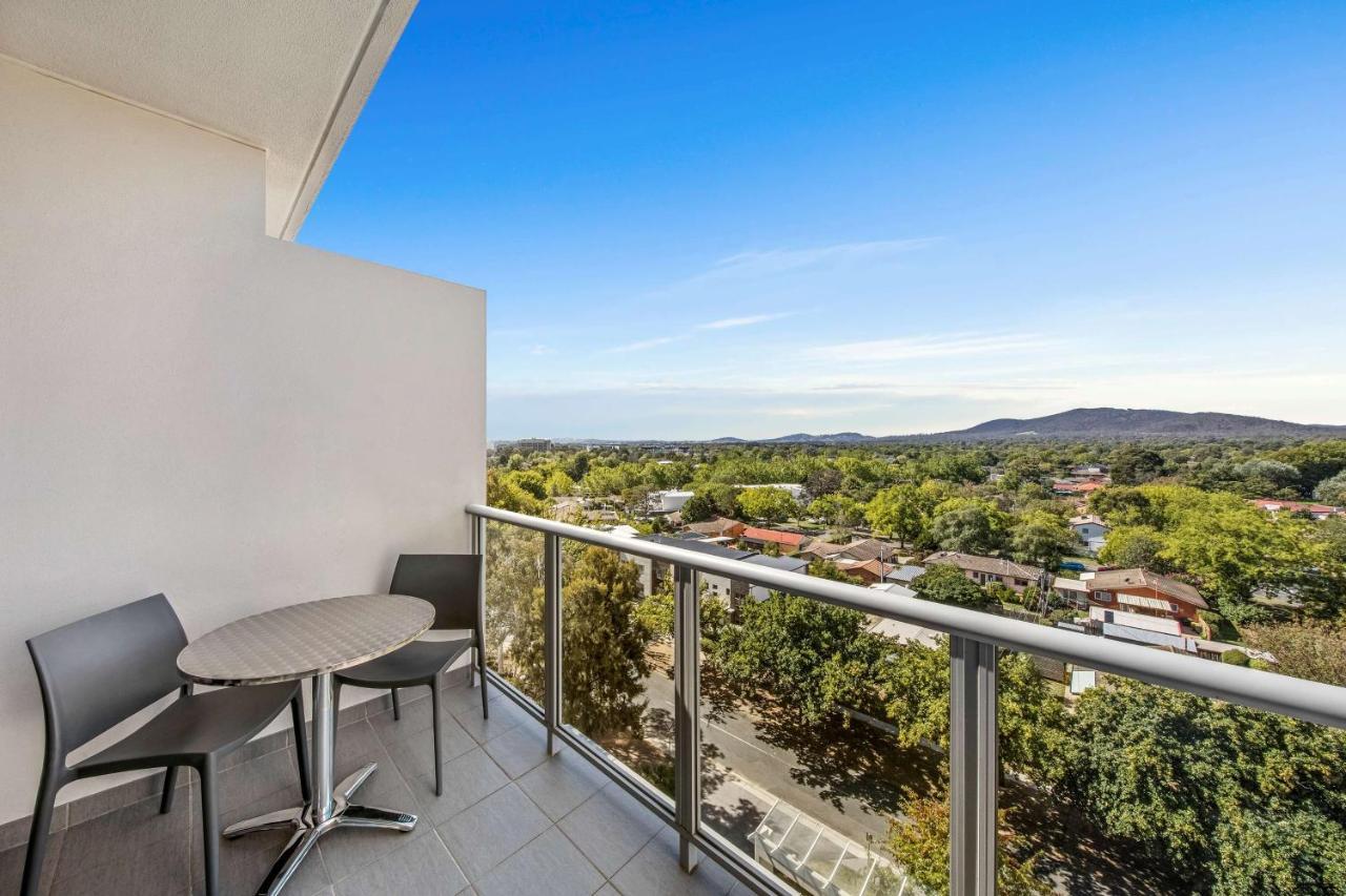 One Bedroom Apartment King or Twin