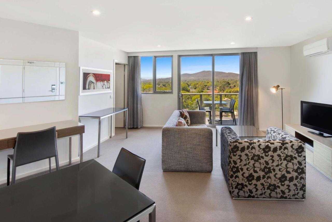 One Bedroom Apartment King or Twin